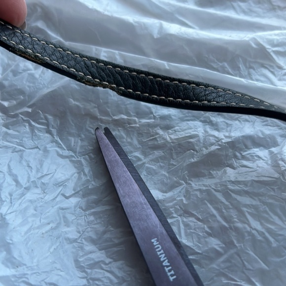 Dooney & Bourke vintage Doctor bag style navy blue all weather leather 2 handle - Picture 14 of 14